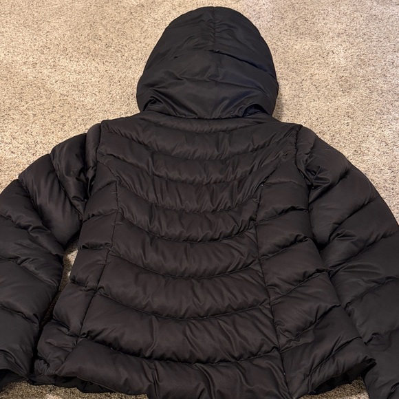 Patagonia Women's Black Puffer Down Jacket - Picture 3 of 5